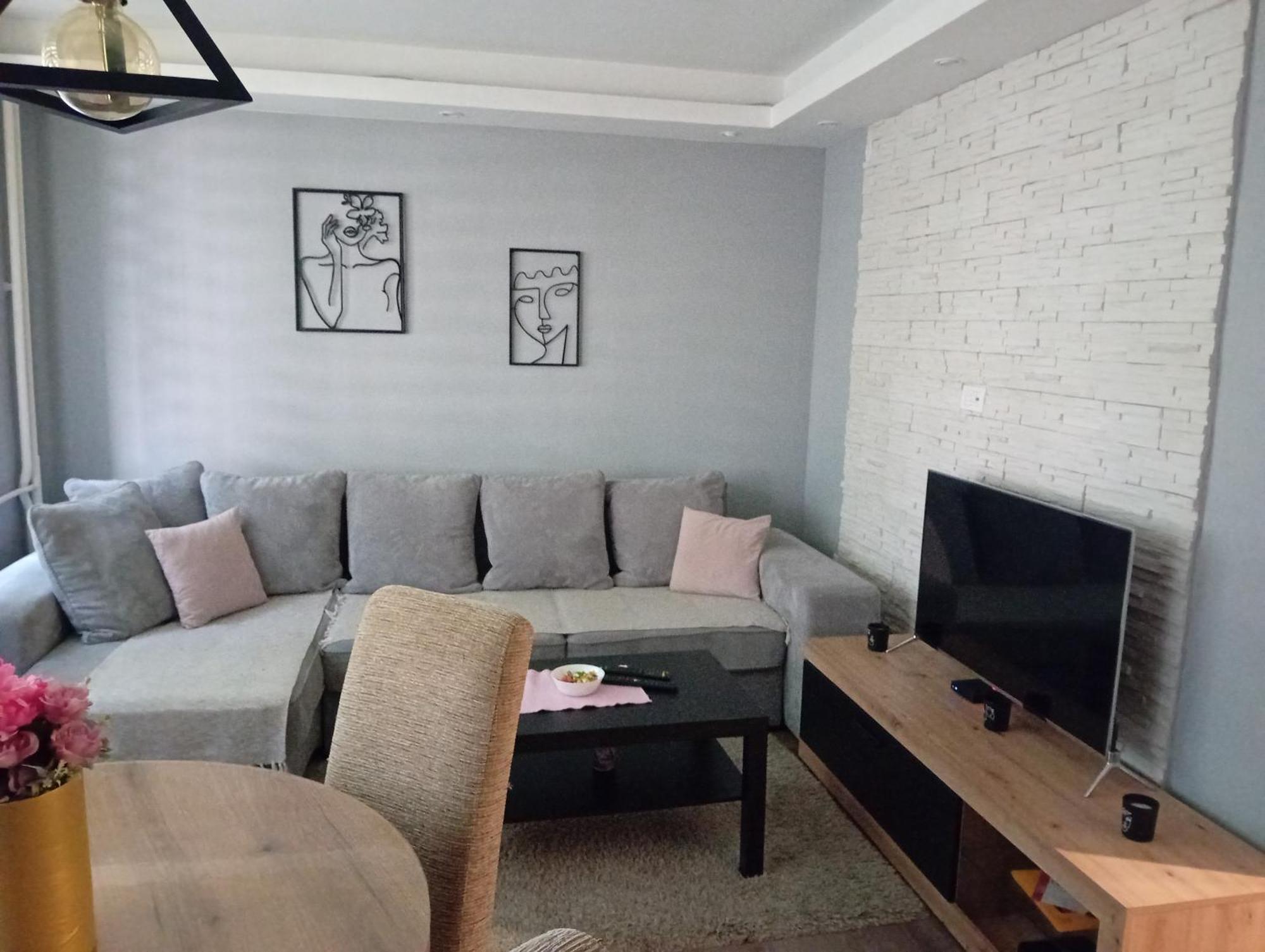 Sunshine Apartment 克拉古耶瓦茨 外观 照片